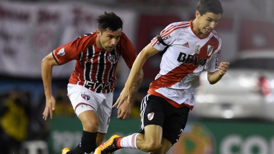 River aprovechó el error del arquero de San Pablo y empatan en Núñez.