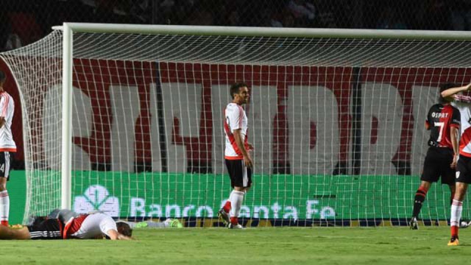 En 6 minutos Colón marcó tres tantos para la golada ante River.