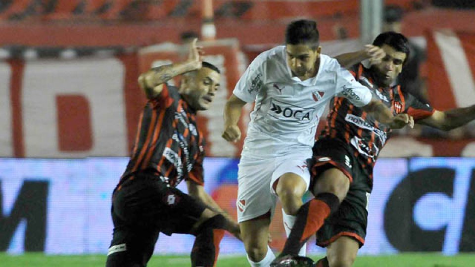 El Patrón meció más pero se fue de Avellaneda con las manos vacías.