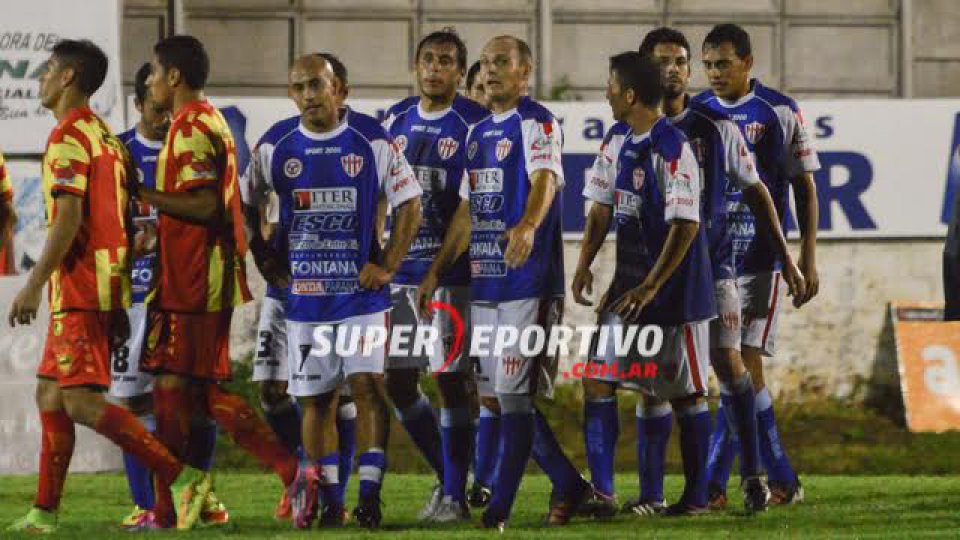 El Gato cayó ante el Aurirrojo y lleva seis partidos sin victorias.