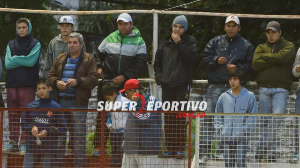 Las postales del encuentro entre Atlético Paraná y Boca Unidos.