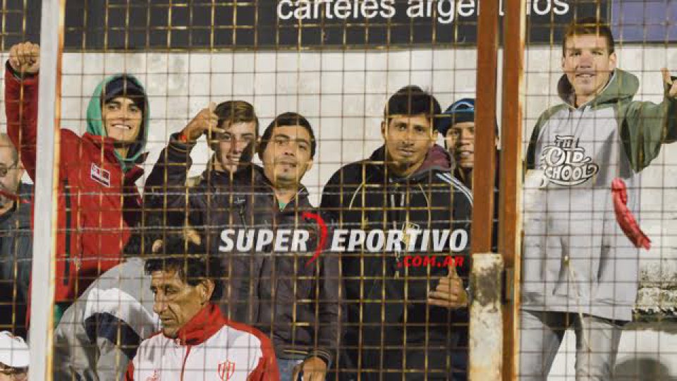 Las postales del encuentro entre Atlético Paraná y Boca Unidos.