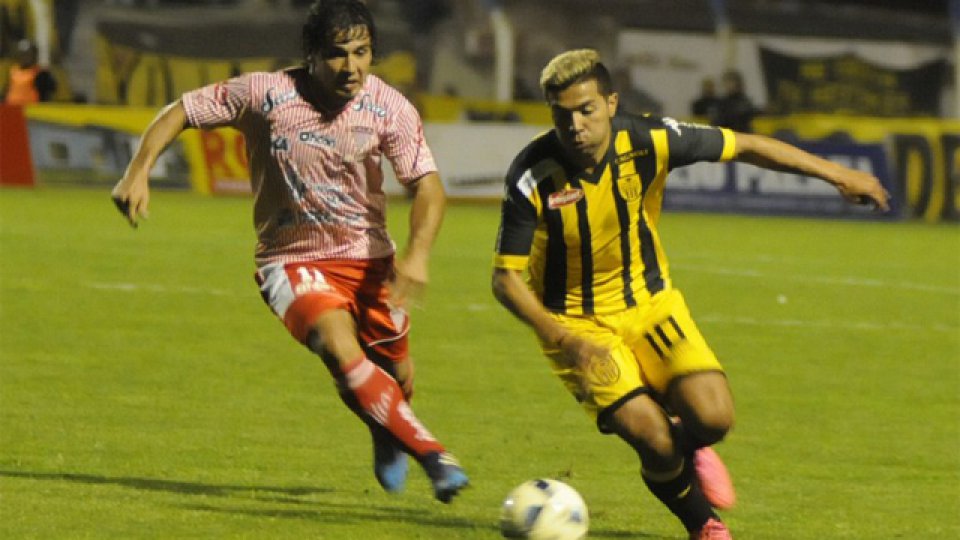 Santamarina cayó ante Los Andes y le cedió la chance de acercarse a la punta.