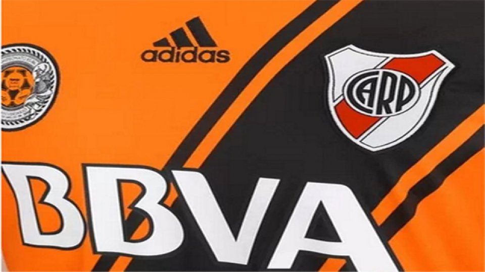 La casaca recuerda el gol del Beto y la obtenci&oacute;n del Campeonato 85-86.