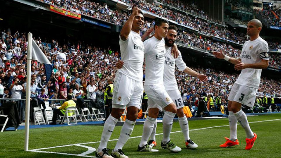Real Madrid goleó 4-0 a Eibar.