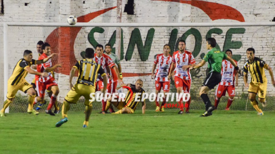 El Gato no puede cortar la racha negativa y sigue sin lograr una victoria.