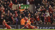 Hinchas del Liverpool se levantaron de sus sillas de ruedas para gritar un gol
