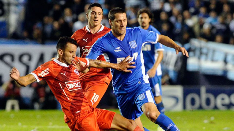 Racing e Independiente igualaron sin goles.