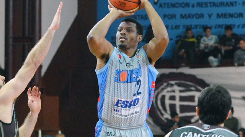 Sionista le ganó a Lanús y empató la serie por la Permanencia.