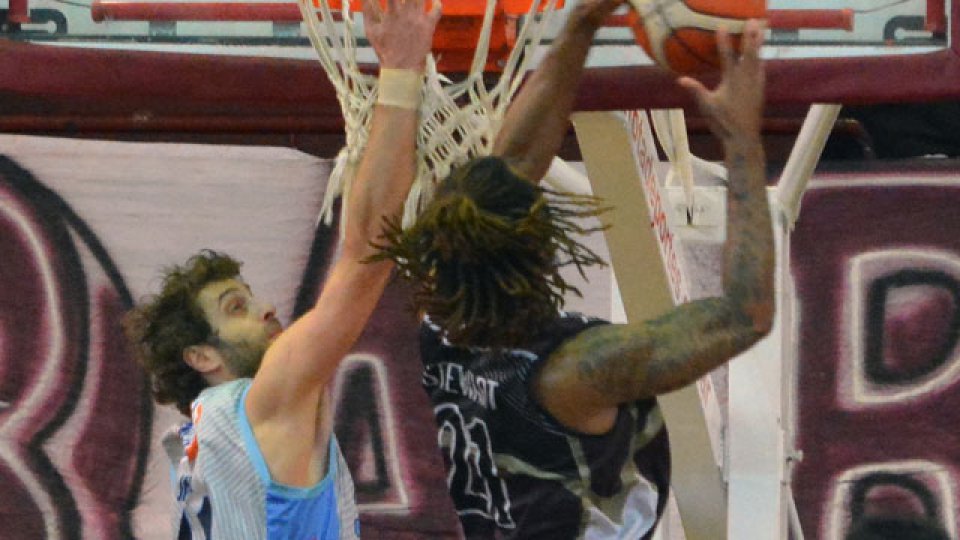 Sionista le ganó a Lanús y empató la serie por la Permanencia.