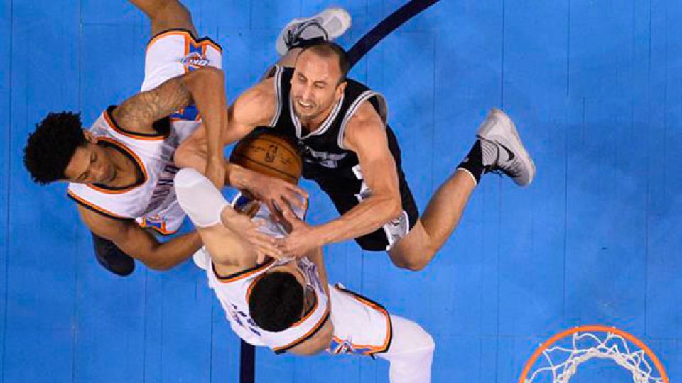 Los Spurs perdieron con Oklahoma City por 113-99. Los Spurs perdieron con Oklahoma City por 113-99.