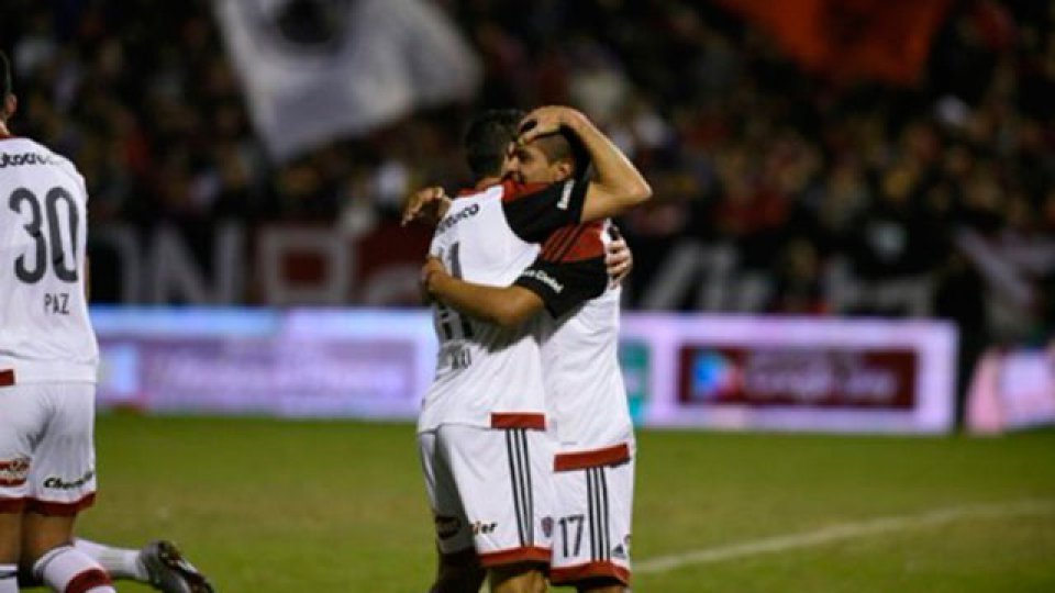 Newell's le puso fin al sueño copero de Atlético Tucumán.