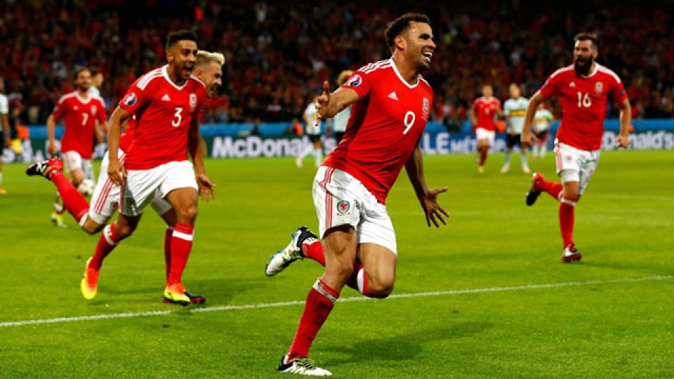 Gales está entre los cuatro mejores de la Euro y ahora enfrentará a Portugal.