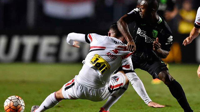 Atlético Nacional puso un pie en la final de la Libertadores.
