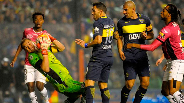 Boca no pudo como local con Independiente Del Valle y se despidió de la Copa.