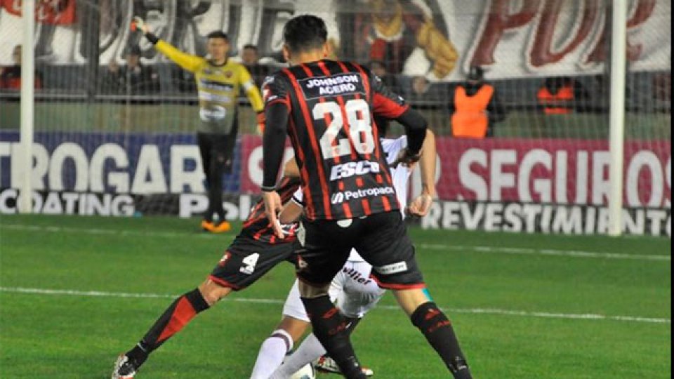 El Patrón no pudo con el último campeón. (Foto: Copa Argentina)