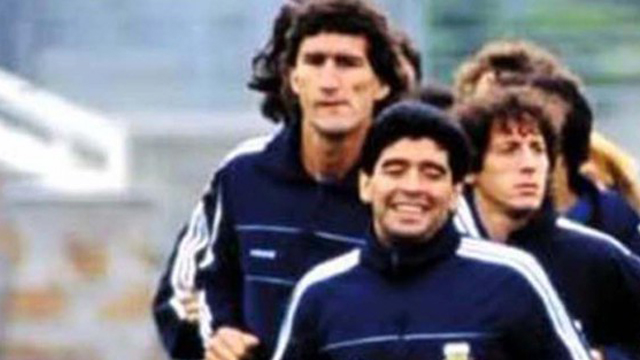 "En Italia 90 se quedó a bancarnos durante todo el mundial", recordó Diego.