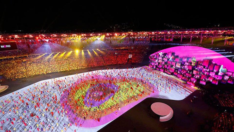 Río de Janiero vive una fiesta con la apertura de los Juegos olímpicos.