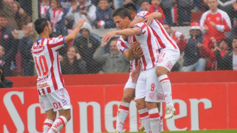 Unión quiere seguir por la senda del triunfo ante Aldosivi. Unión quiere seguir por la senda del triunfo ante Aldosivi.