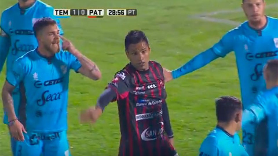 Patronato cayó con Temperley.