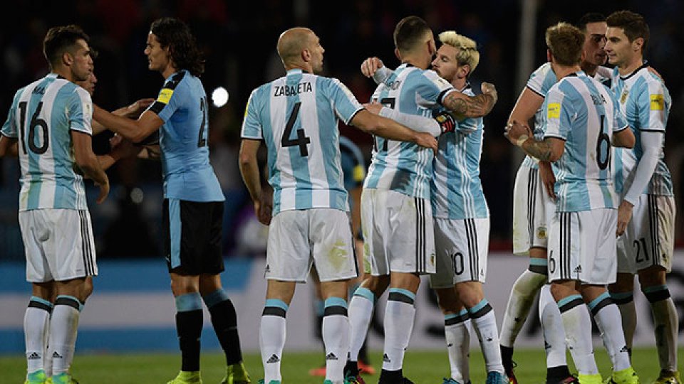 Con gol de La Pulga, la Selección argentina le ganó 1-0 a Uruguay.