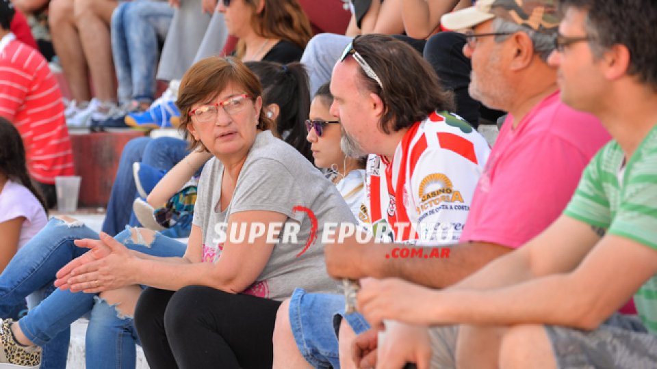 Atl&eacute;tico Paran&aacute; gan&oacute; por primera vez con el respaldo de su gente.