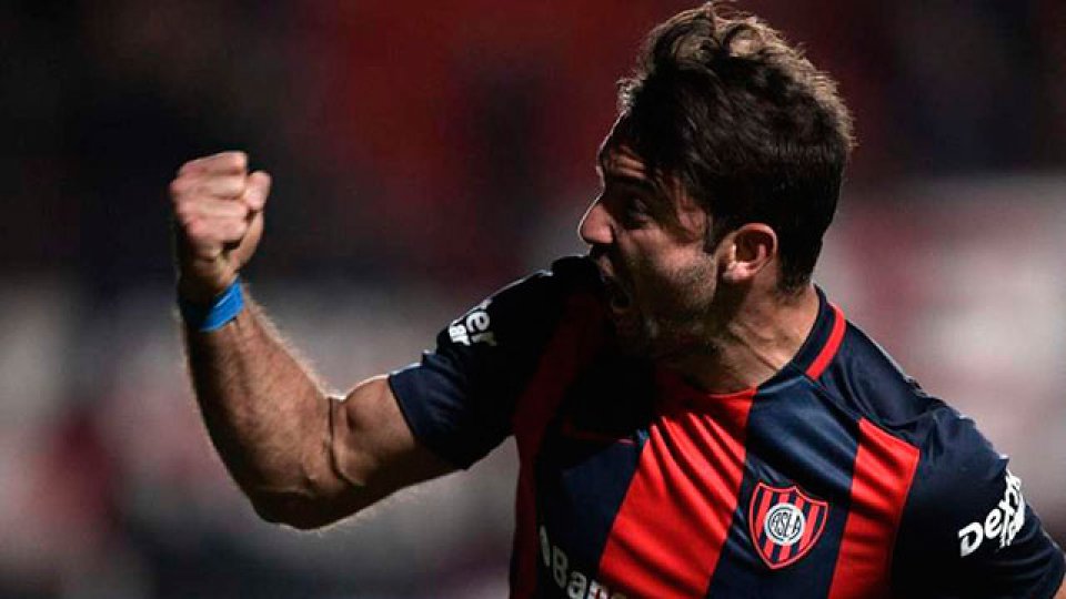 Caute anotó 42 goles en 114 partidos en el Ciclón y ganó la Copa Libertadores.