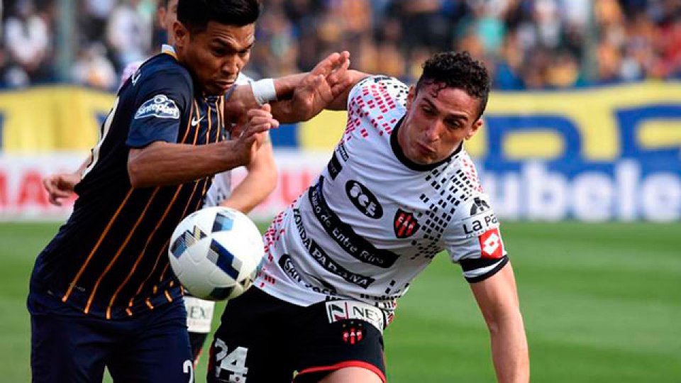 El Canalla le propinó una nueva derrota al conjunto del Forestello. (Foto: Olé)