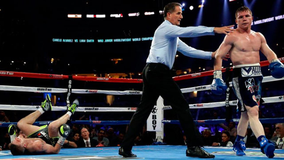 Canelo Álvarez, nuevo campeón superwelter de la OMB.