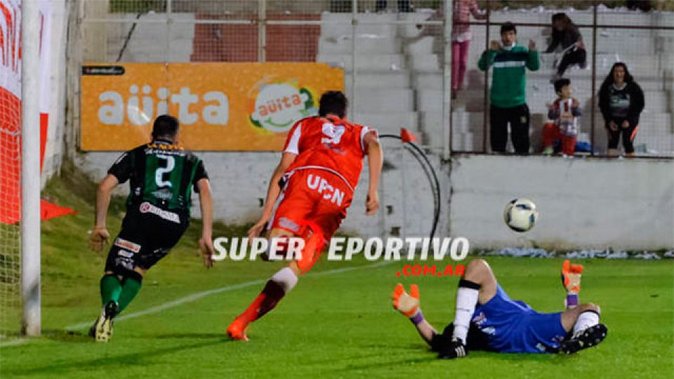 El Decano mereció más pero solo logró un punto en su estadio ante Chicago.