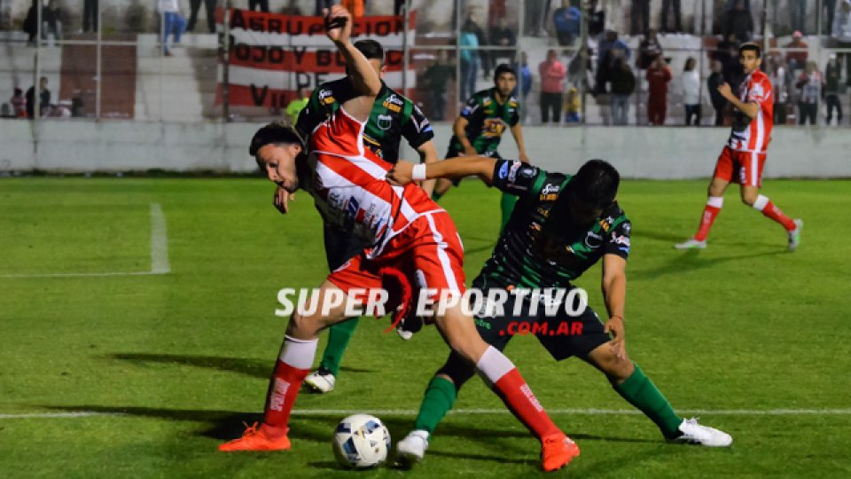 El Decano mereció más pero solo logró un punto en su estadio ante Chicago.