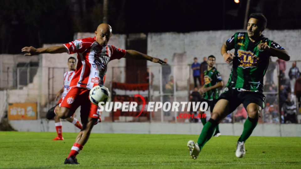 El Decano mereció más pero solo logró un punto en su estadio ante Chicago.