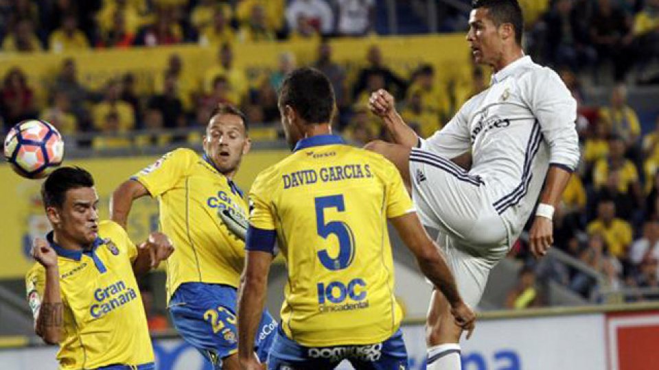 El Merengue quedó a sólo un punto del escolta Barcelona.