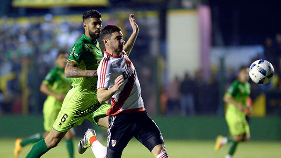 Defensa y Justicia jugó un auténtico partidazo y empató con River.