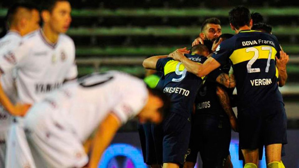 Boca pasó a Lanús por penales y avanza.