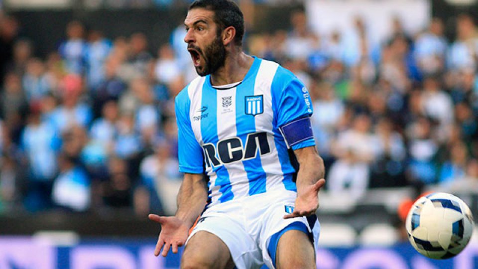 El Rojinegro cayó frente a Racing y sigue sin poder sumar de tres en el torneo.