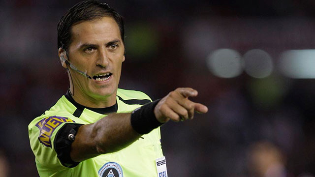 Mauro Vigliano controlará a Boca en su visita ante Argentinos en La Paternal.