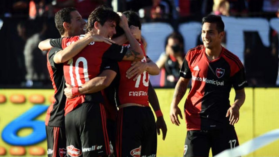 La Lepra ganó llega al clásico ante Rosario Central de la mejor manera.