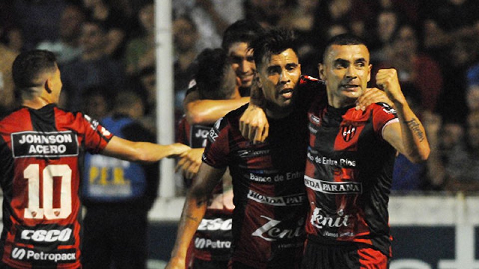 Patronato venció 2 a 1 River en el Grella por la sexta fecha del torneo.