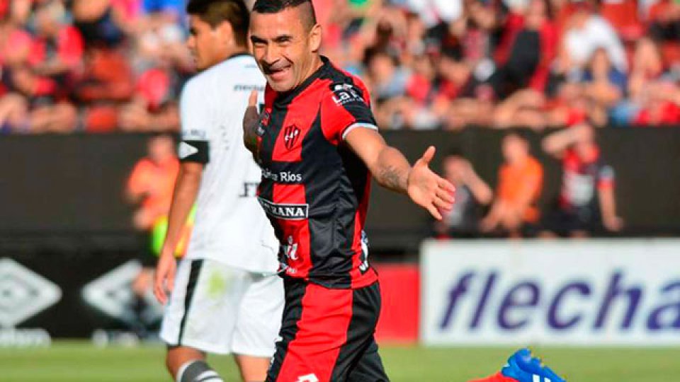 Telechea marcó el único gol en el primer tiempo. (Crédito Olé)