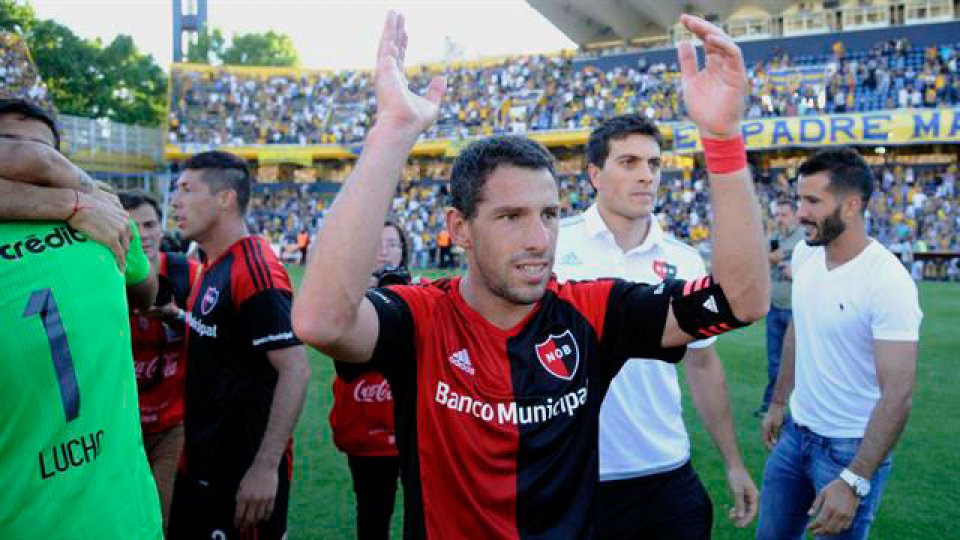 La Lepra festejó en tiempo de descuento.