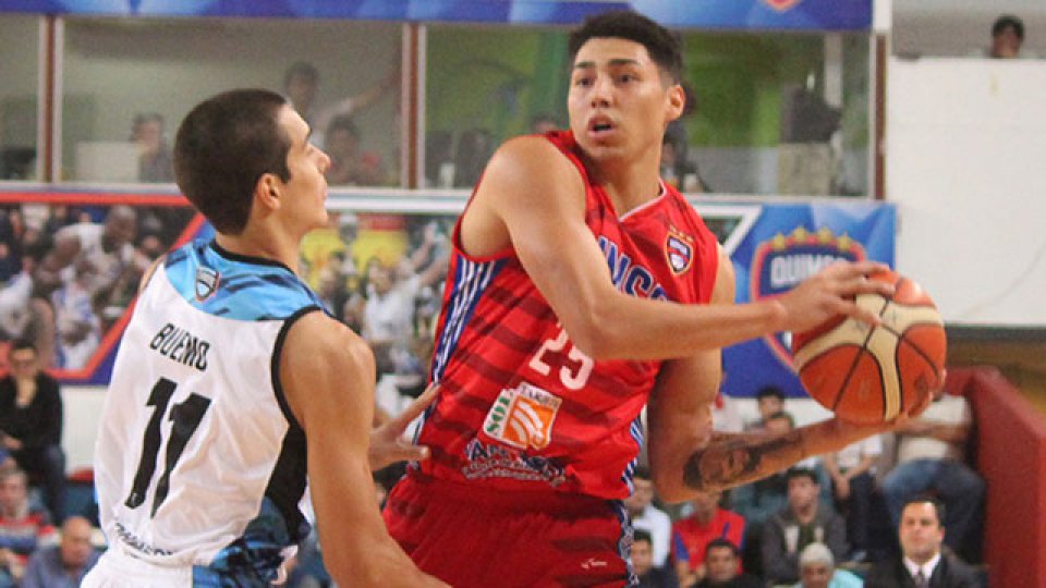 Dura derrota del AEC ante Quimsa. (La Liga Contenidos).