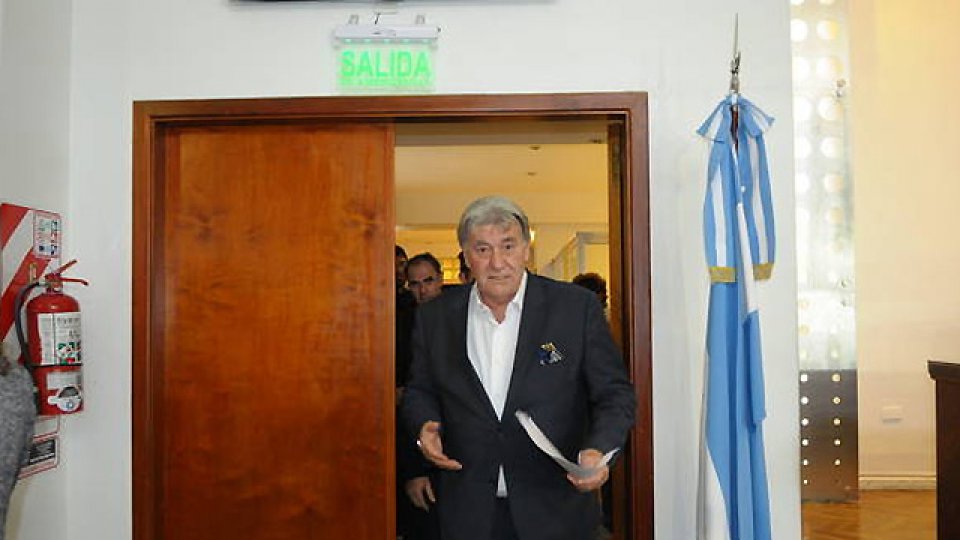 "Muchos jugadores que hablaban con dirigentes y políticos", contó Pérez.