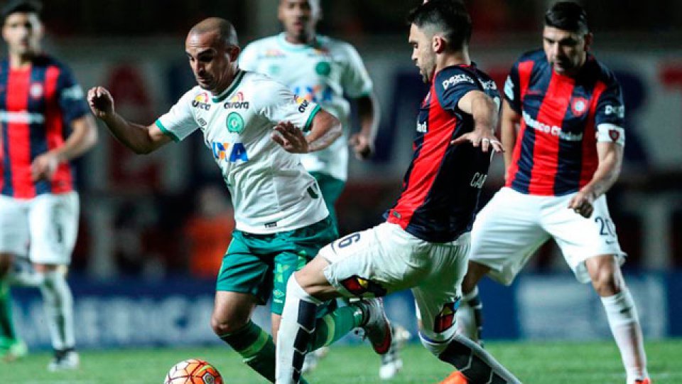 San Lorenzo igualó ante Chapecoense en la primera Semifinal.
