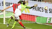 Carrillo marcó por duplicado en la goleada del Mónaco