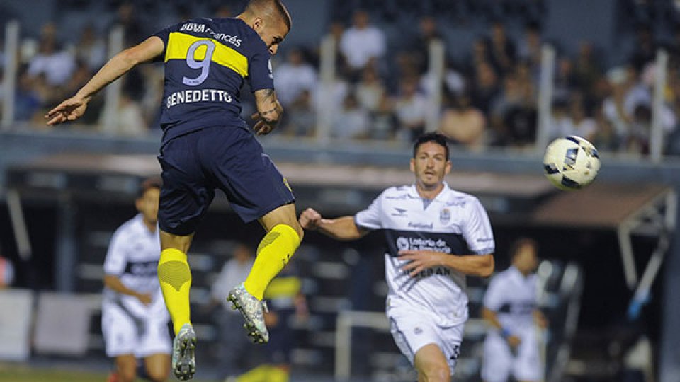 Boca rompió su racha de visitante con un triunfo en La Plata.
