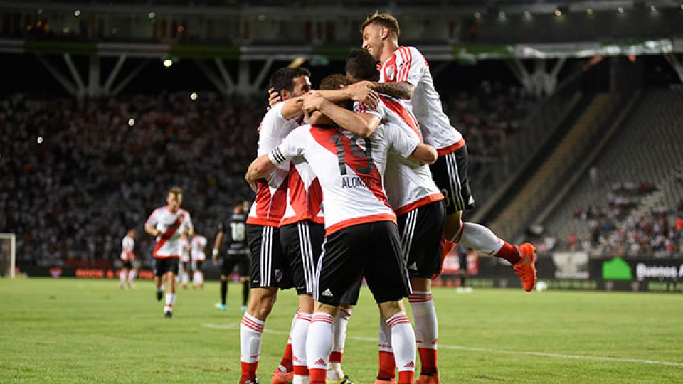 River goleó a Olimpia de Paraguay.