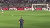 Un anticipo del partido: Messi había ejecutado un tiro libre igual en el calentamiento