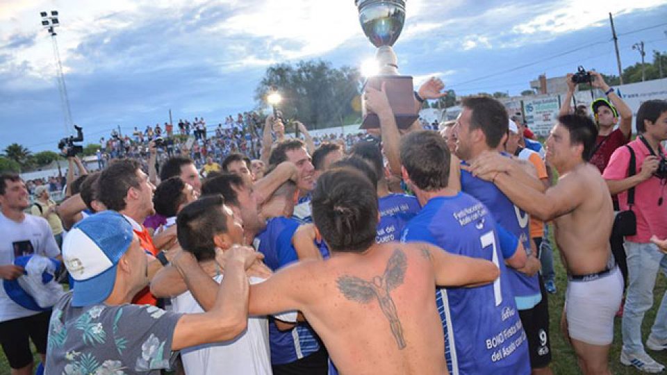 Viale FBC campeón en Paraná Campaña. (Foto: Informe Zonal).