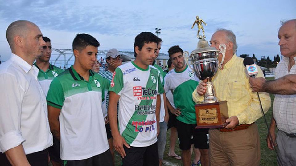 Viale FBC campeón en Paraná Campaña. (Foto: Informe Zonal).